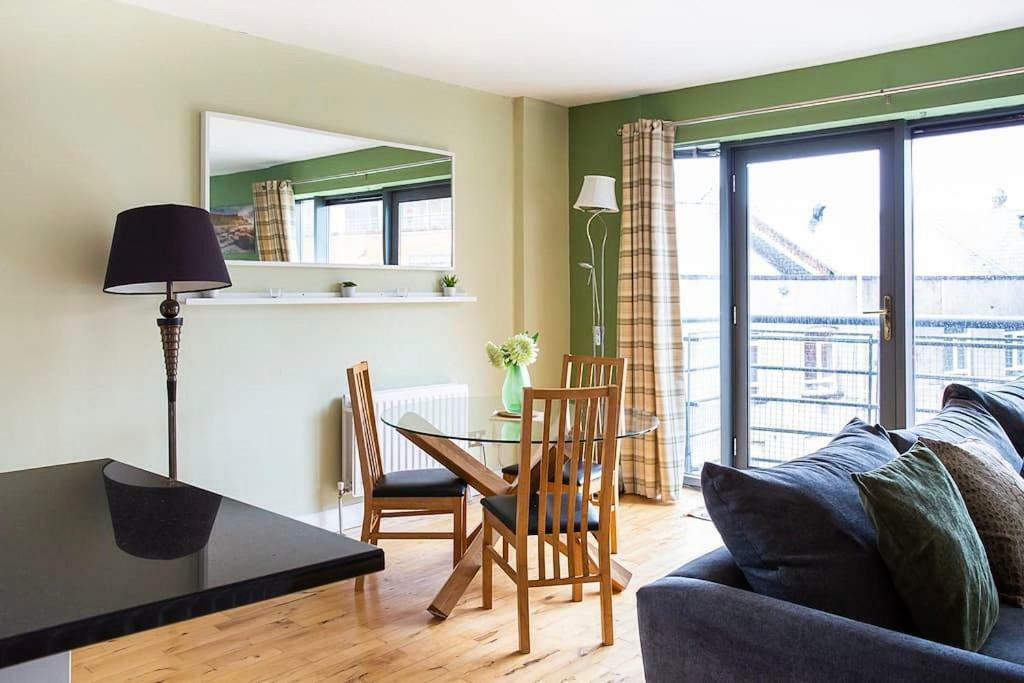 Spacious Belfast City Centre Duplex Apartment Exterior foto