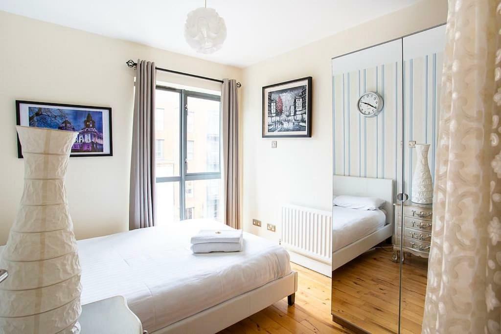 Spacious Belfast City Centre Duplex Apartment Exterior foto
