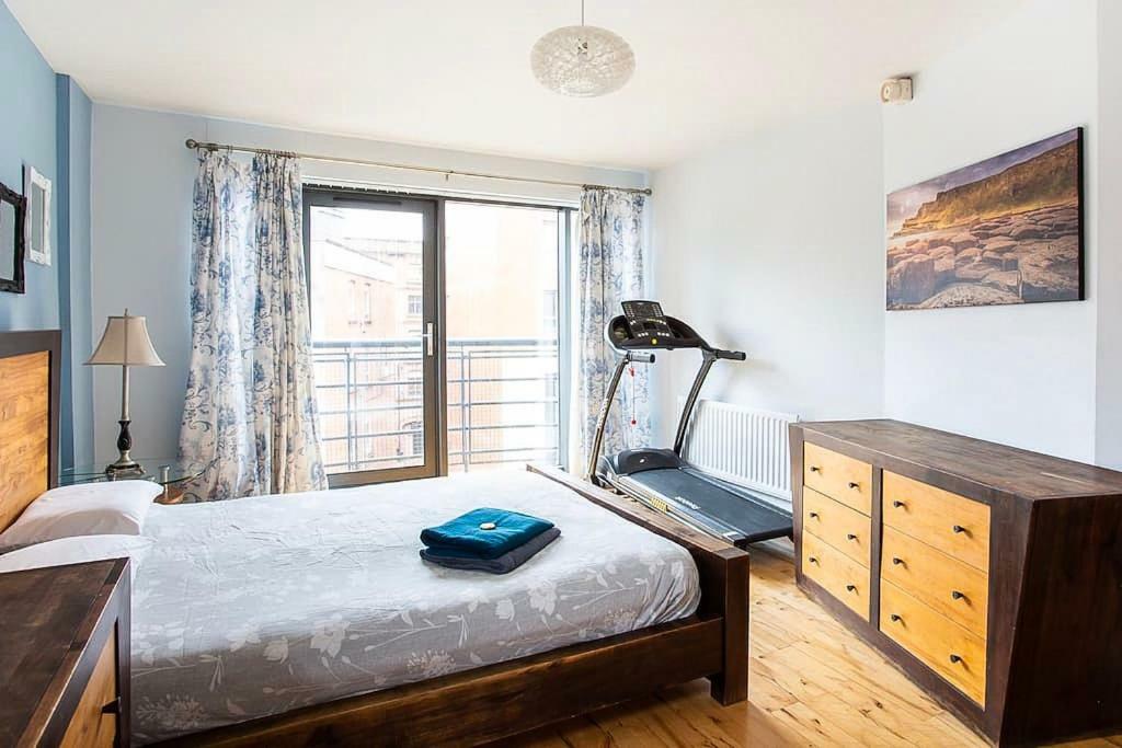 Spacious Belfast City Centre Duplex Apartment Exterior foto